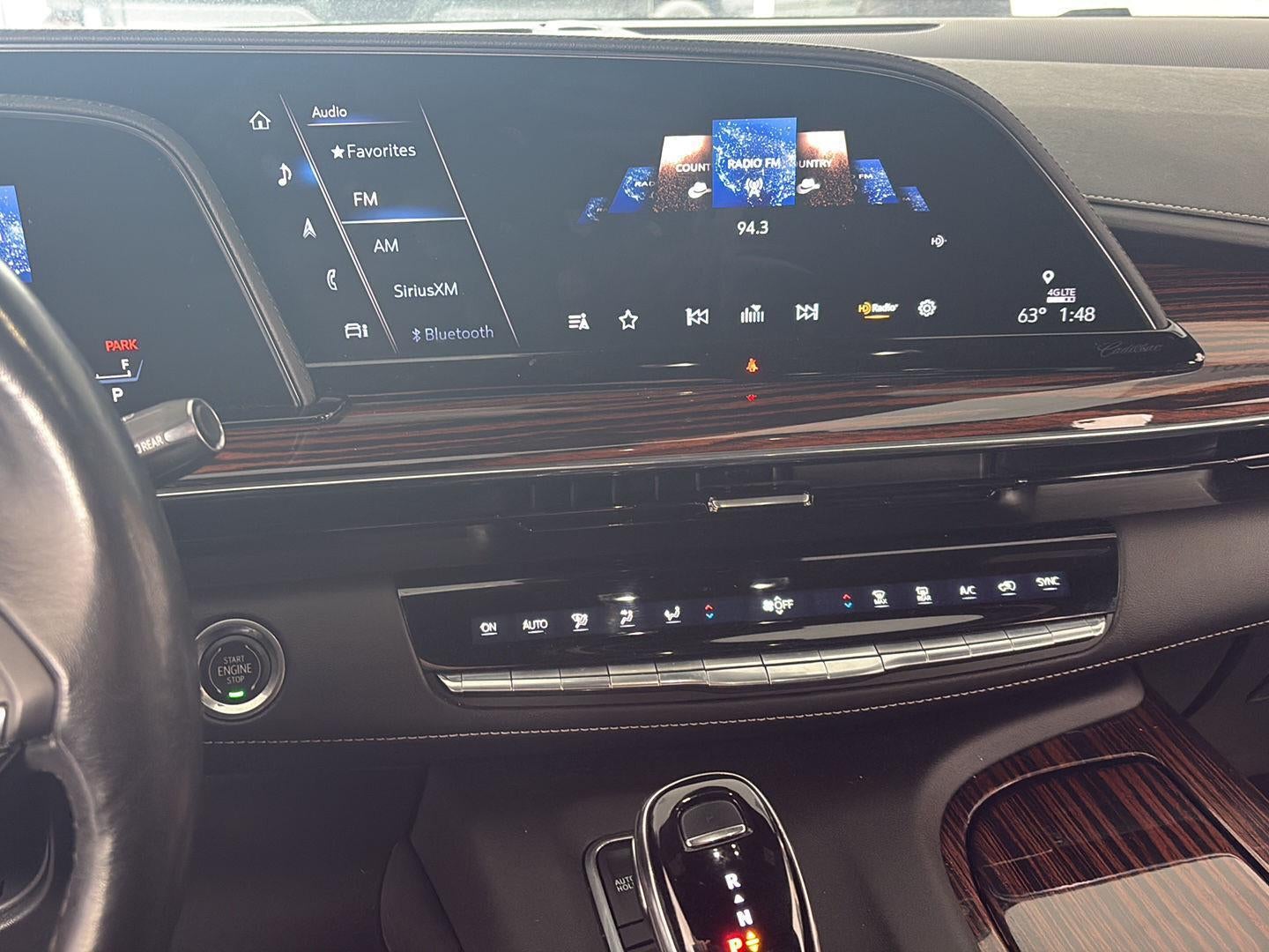 2022 Cadillac Escalade ESV Luxury