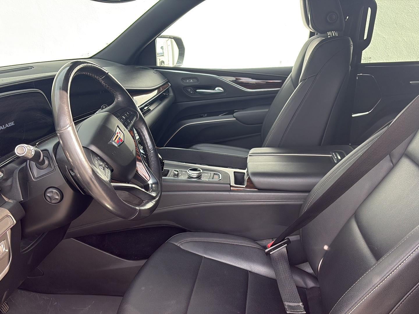 2023 Cadillac Escalade ESV Luxury