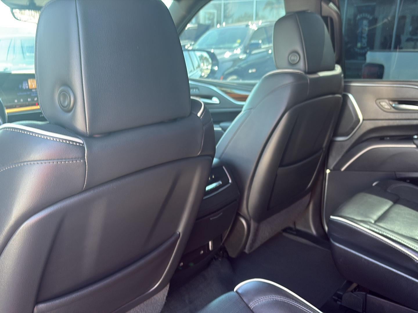 2022 Cadillac Escalade ESV Premium Luxury