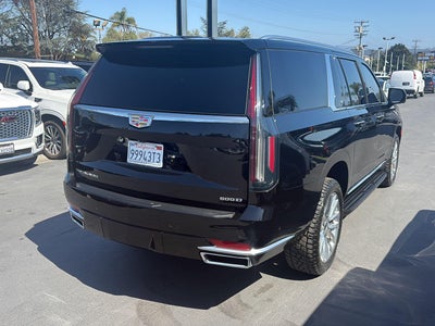 2022 Cadillac Escalade ESV Premium Luxury