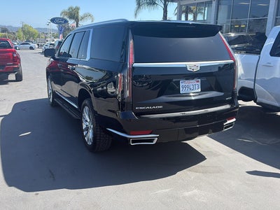 2022 Cadillac Escalade ESV Premium Luxury