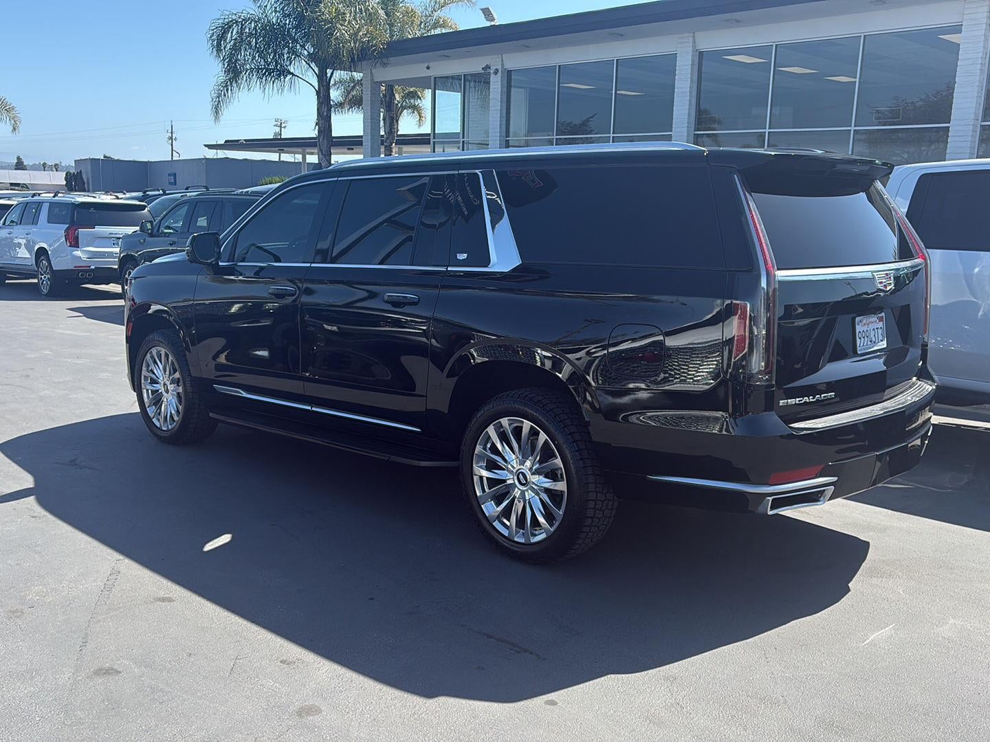 2022 Cadillac Escalade ESV Premium Luxury