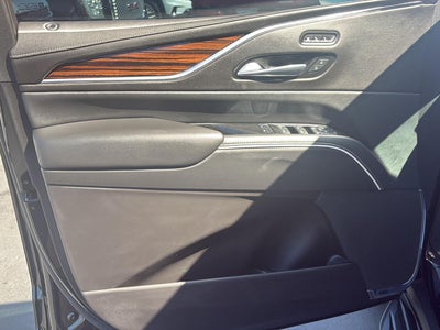 2022 Cadillac Escalade ESV Premium Luxury