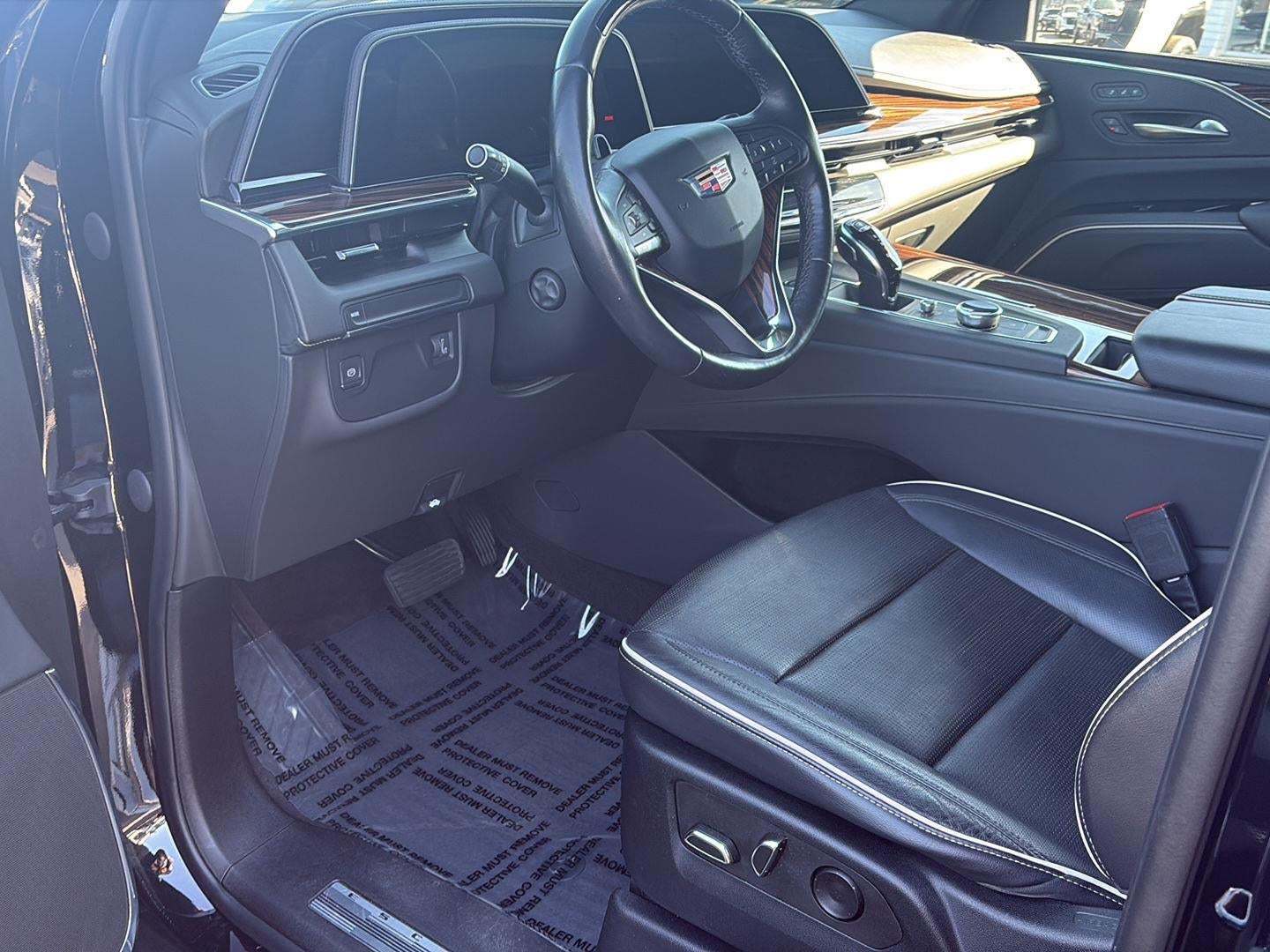 2023 Cadillac Escalade ESV Premium Luxury