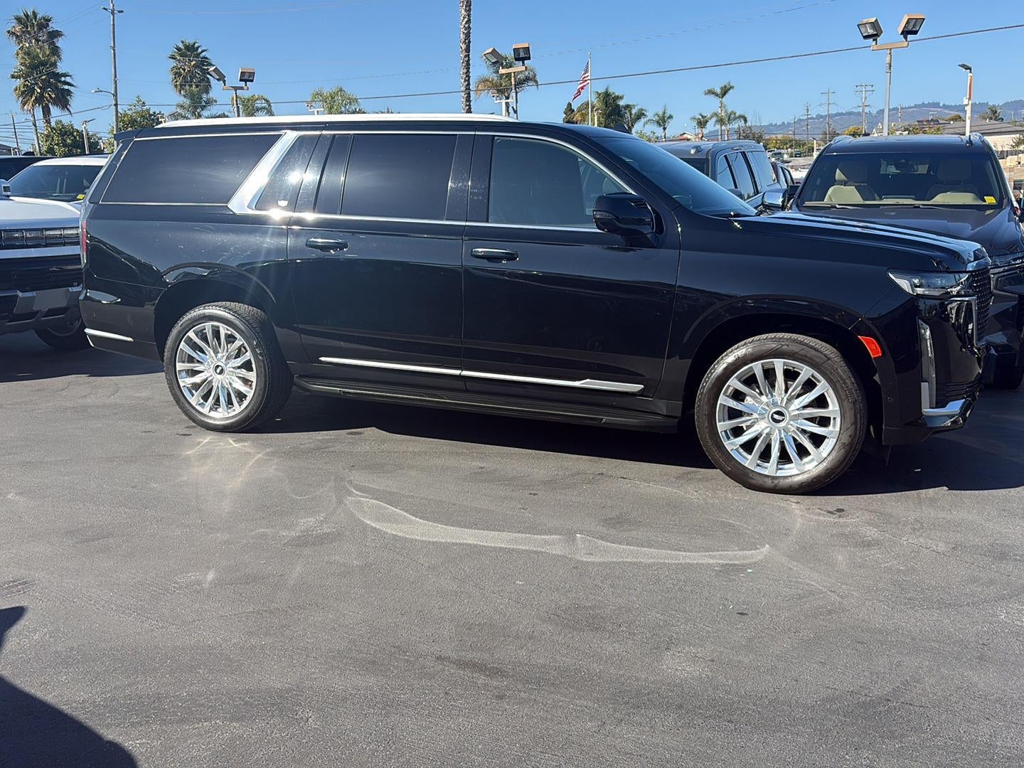 2023 Cadillac Escalade ESV Premium Luxury