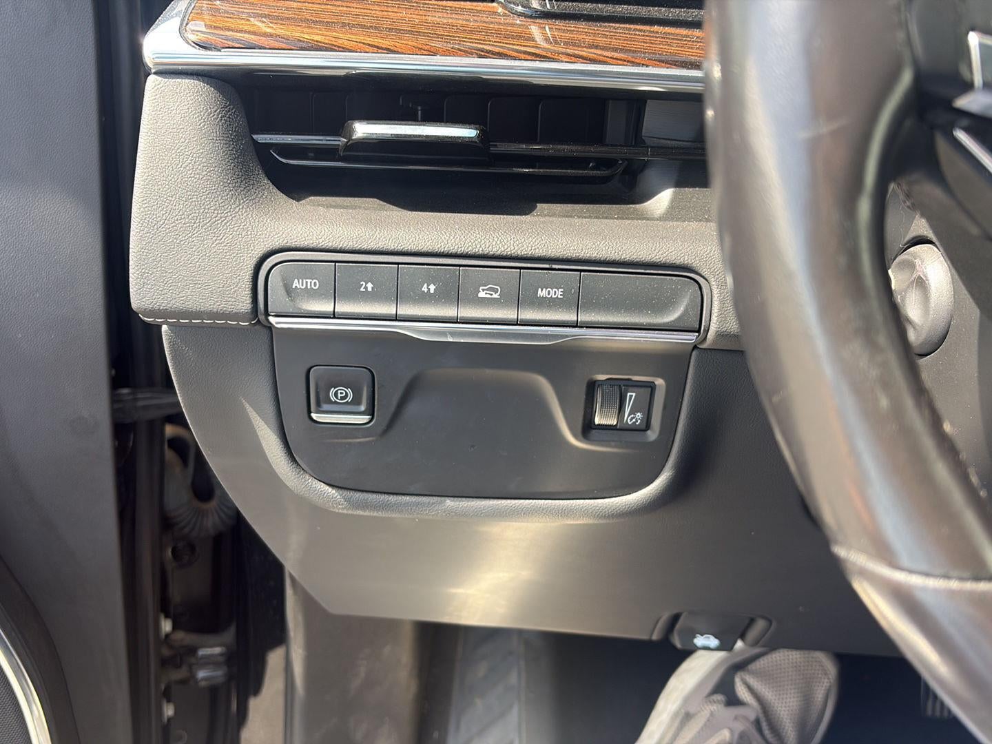 2023 Cadillac Escalade 4WD Premium Luxury