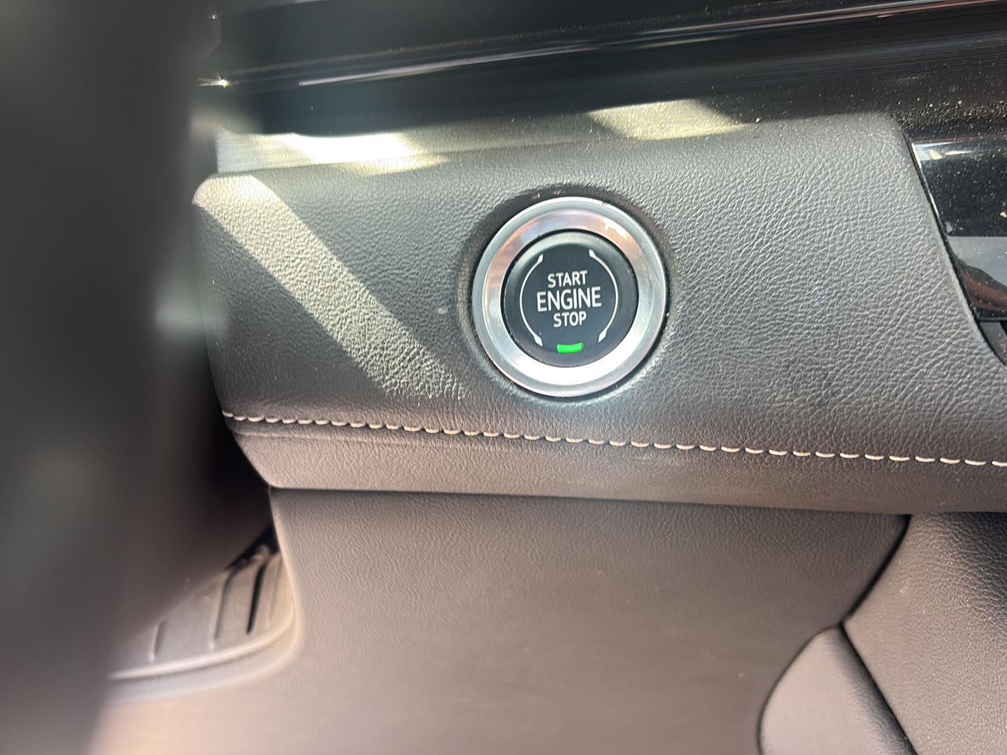 2023 Cadillac Escalade 4WD Premium Luxury