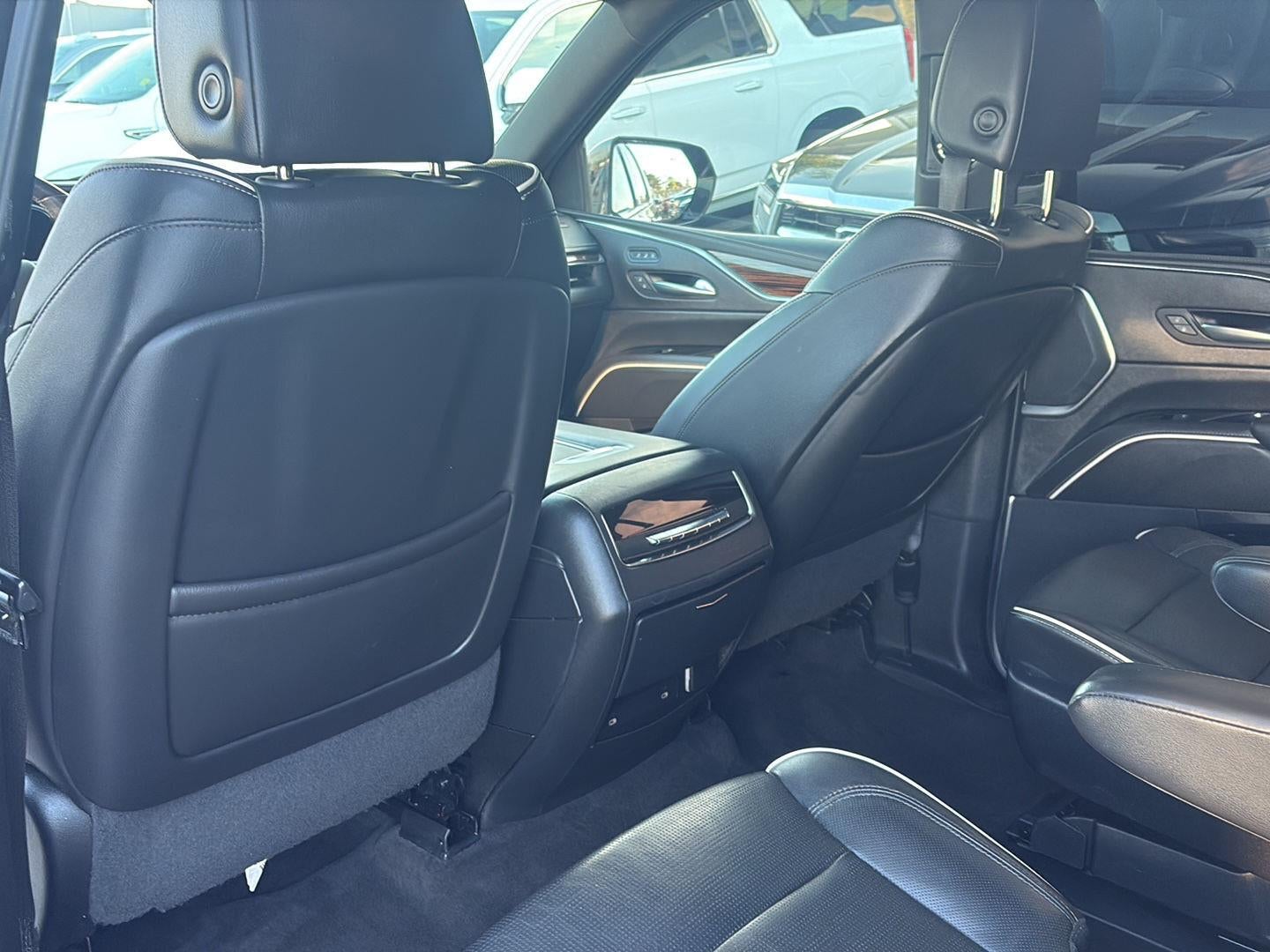 2023 Cadillac Escalade 4WD Premium Luxury