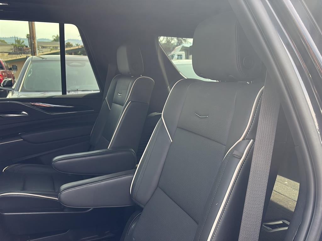 2024 Cadillac Escalade Sport