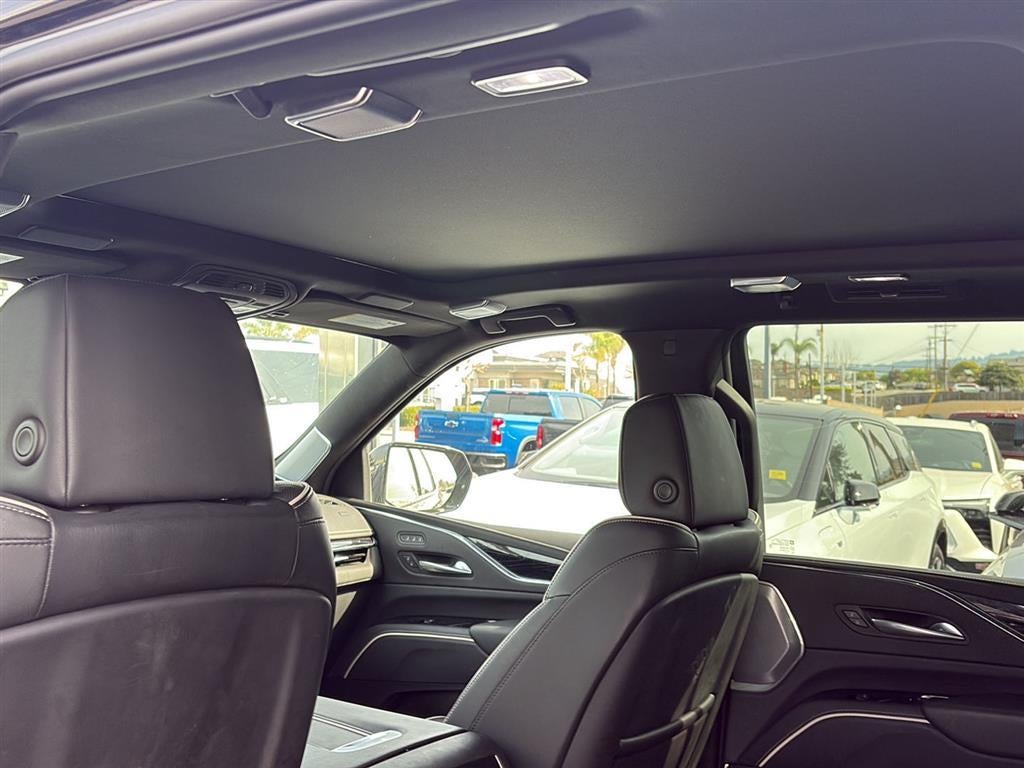 2024 Cadillac Escalade Sport