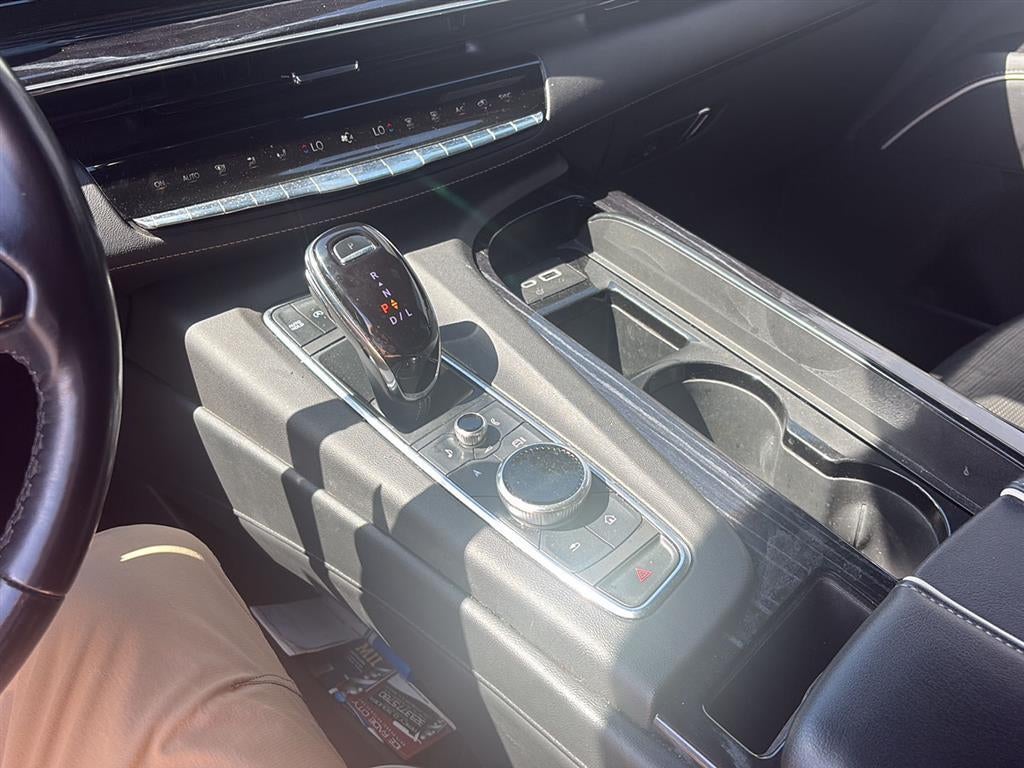 2022 Cadillac Escalade Sport
