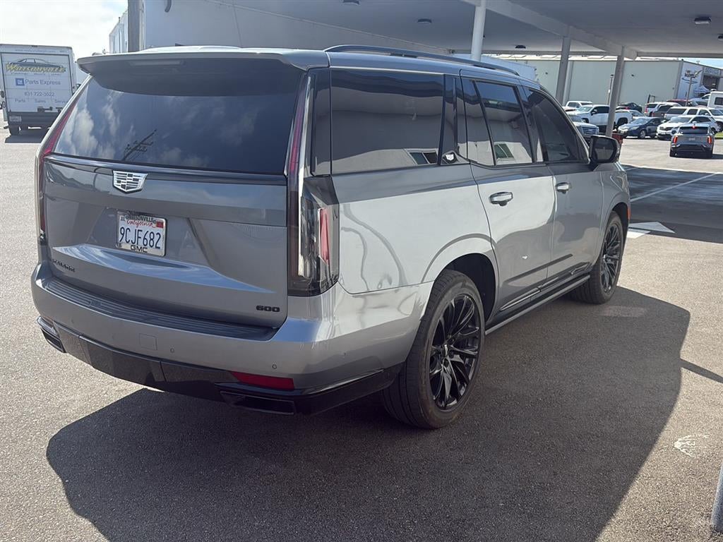 2022 Cadillac Escalade Sport