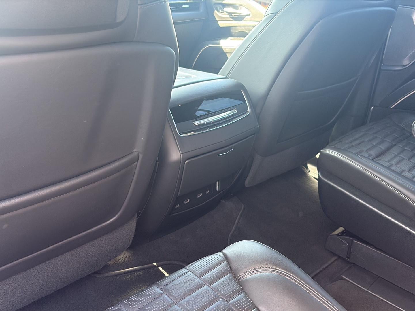 2022 Cadillac Escalade Sport Platinum