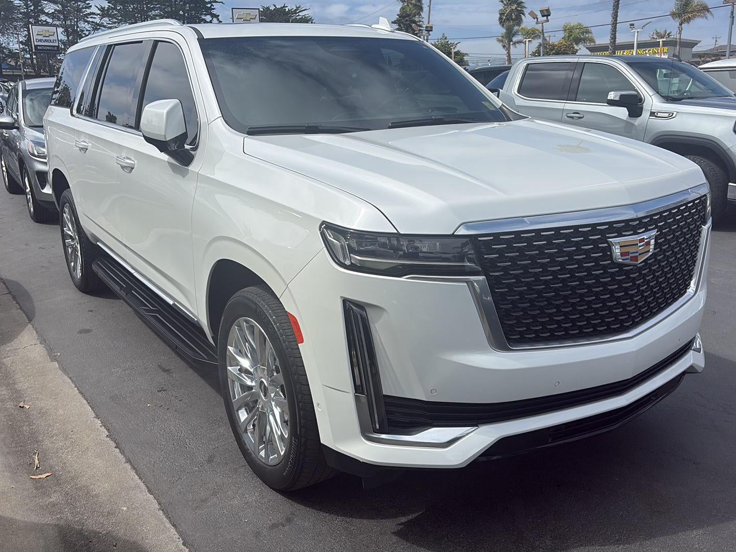 2022 Cadillac Escalade ESV Premium Luxury