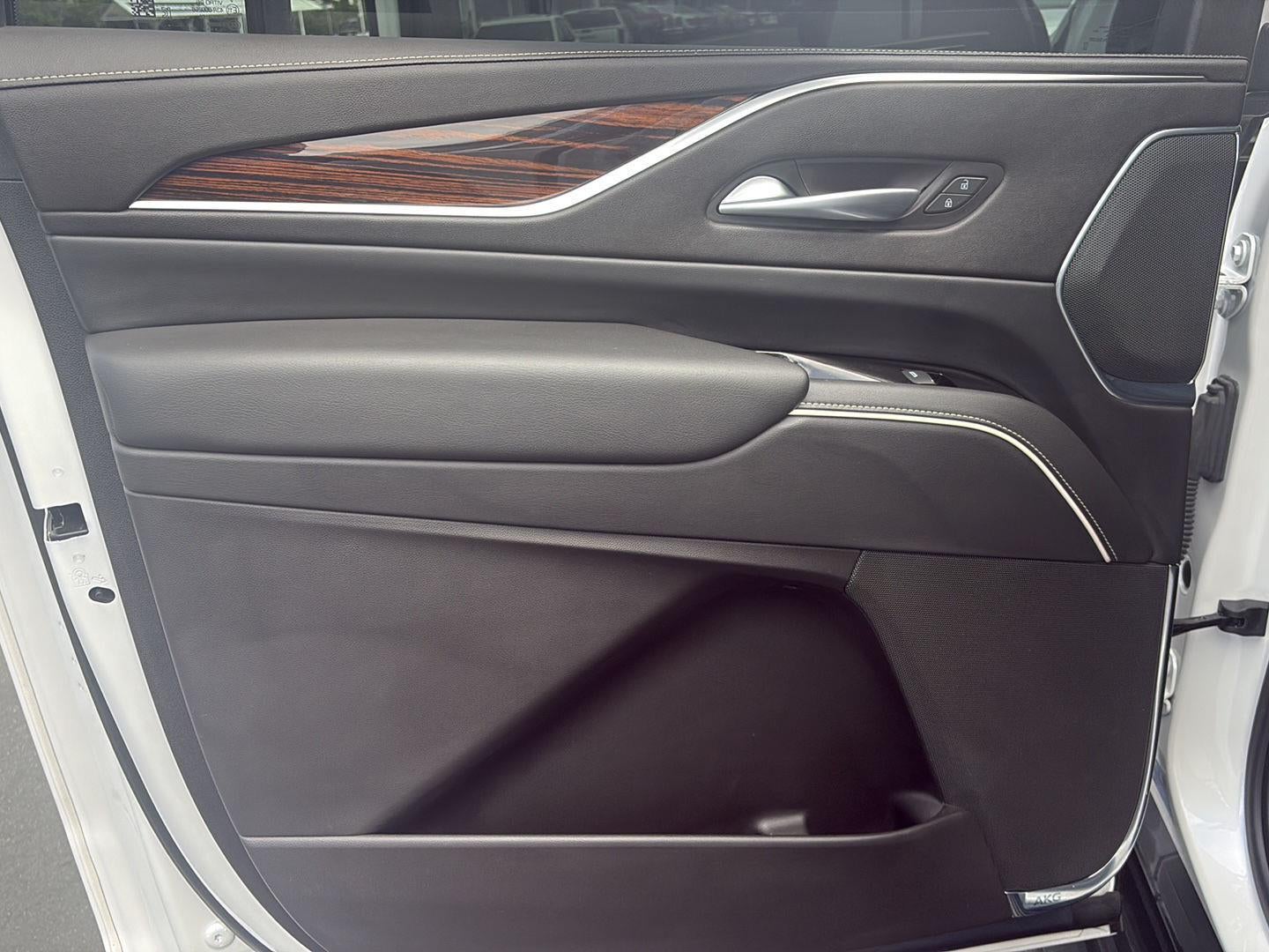 2022 Cadillac Escalade ESV Premium Luxury