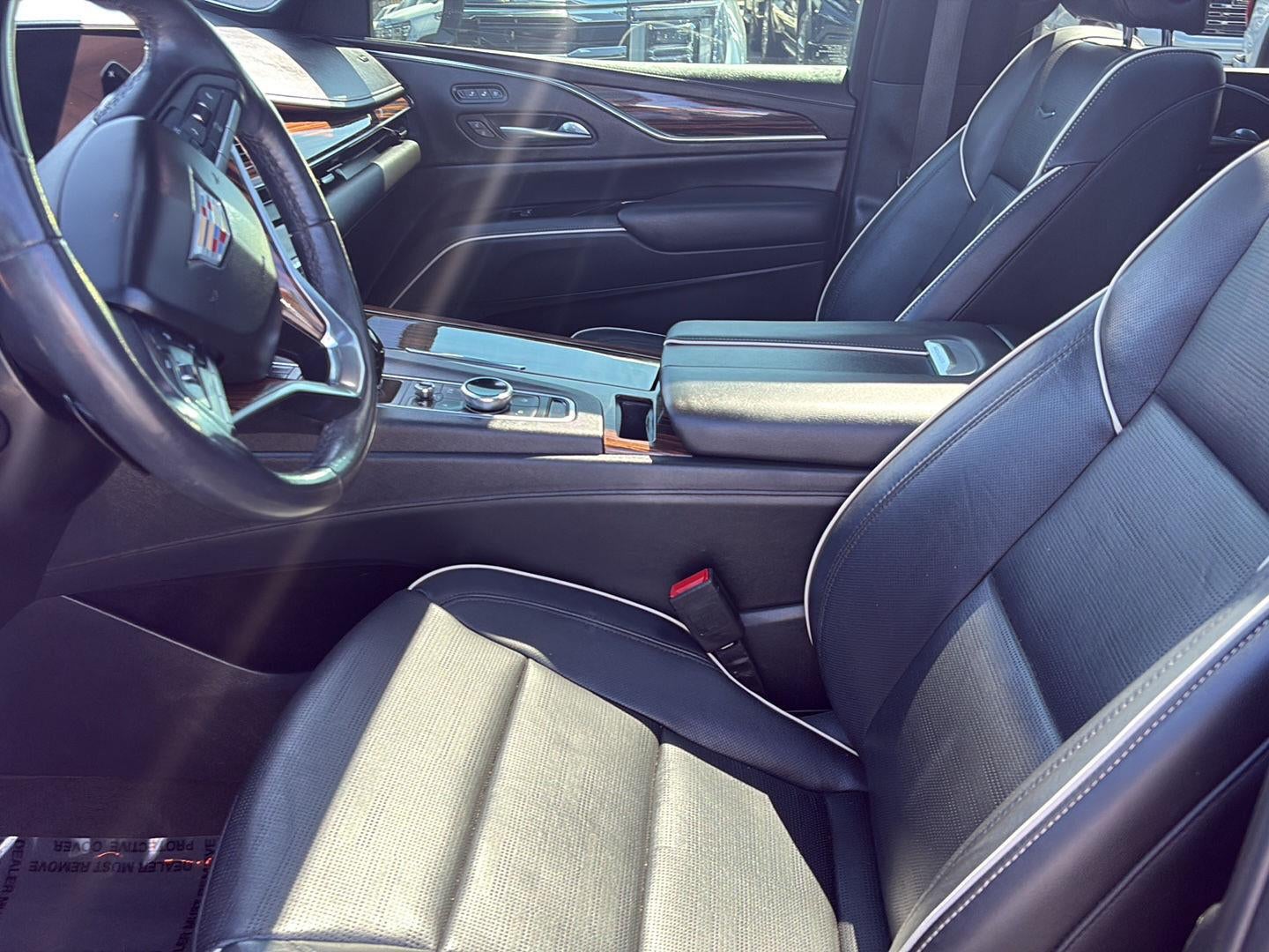 2022 Cadillac Escalade ESV Premium Luxury