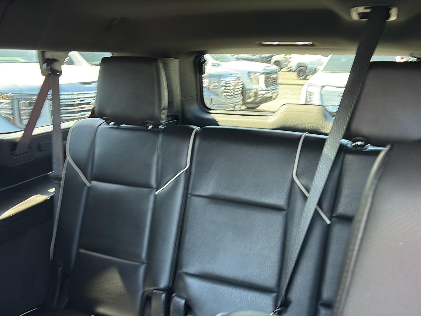 2022 Cadillac Escalade ESV Premium Luxury