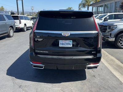 2022 Cadillac Escalade ESV Premium Luxury