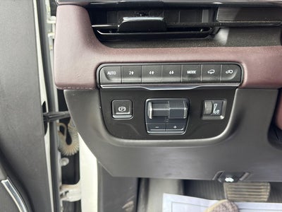 2022 Cadillac Escalade ESV Premium Luxury Platinum