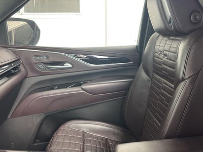 2022 Cadillac Escalade ESV Premium Luxury Platinum