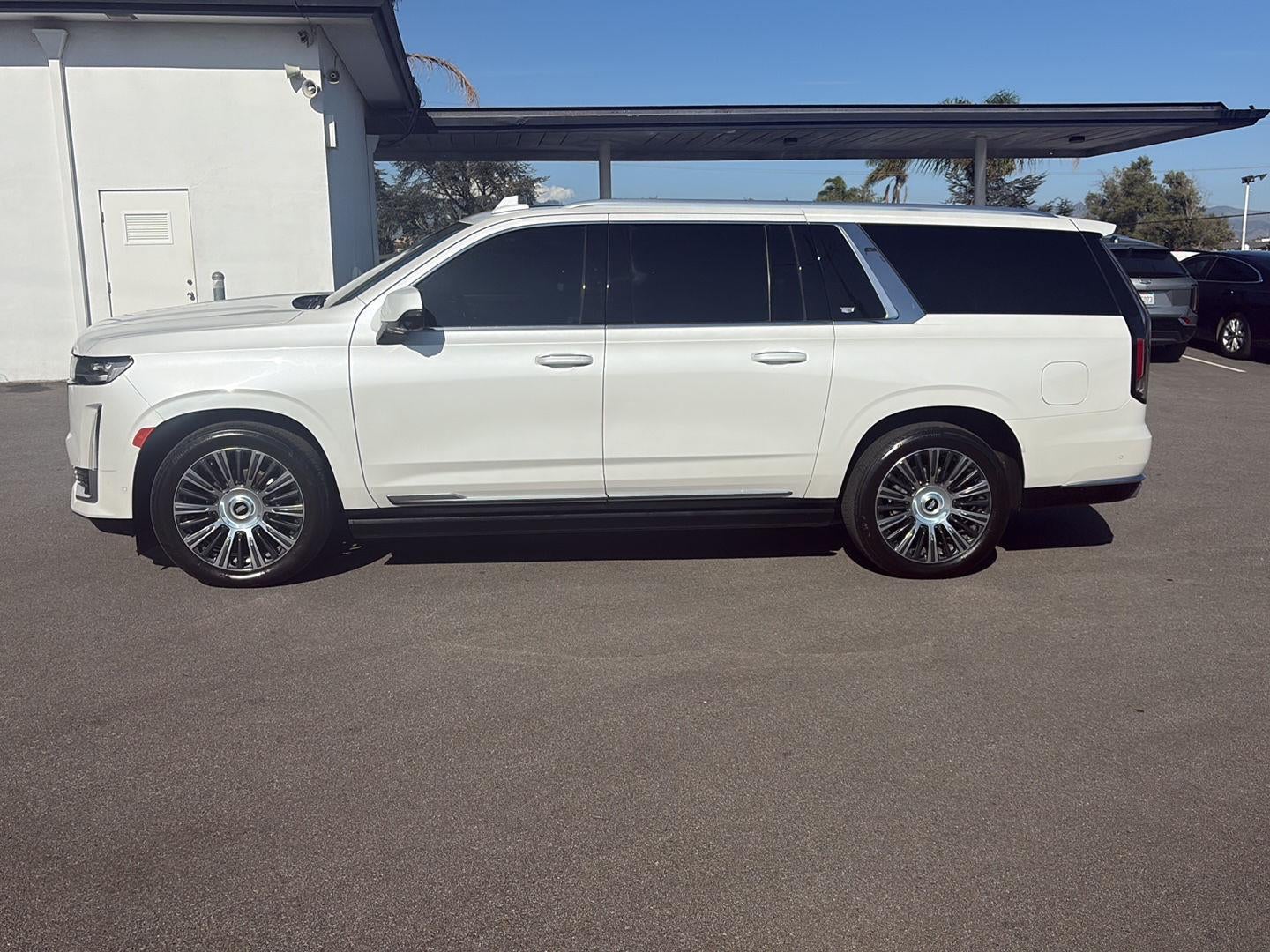 2022 Cadillac Escalade ESV Premium Luxury Platinum