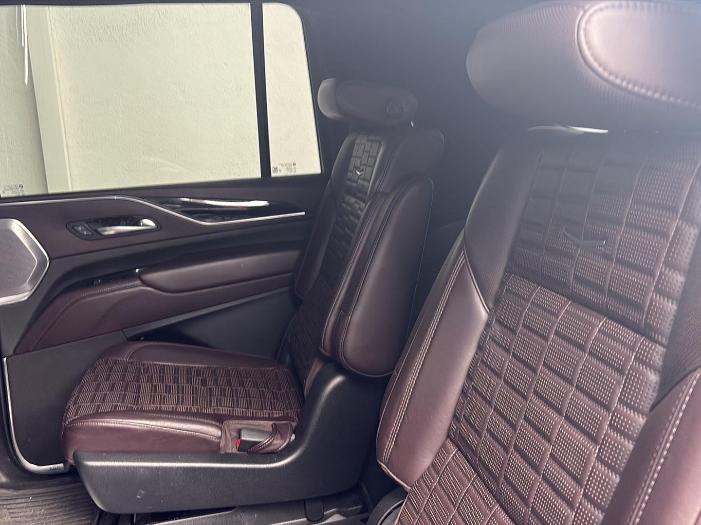 2022 Cadillac Escalade ESV Premium Luxury Platinum