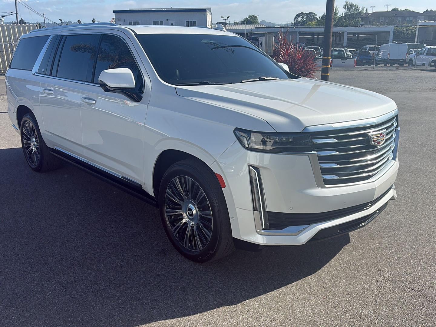 2022 Cadillac Escalade ESV Premium Luxury Platinum