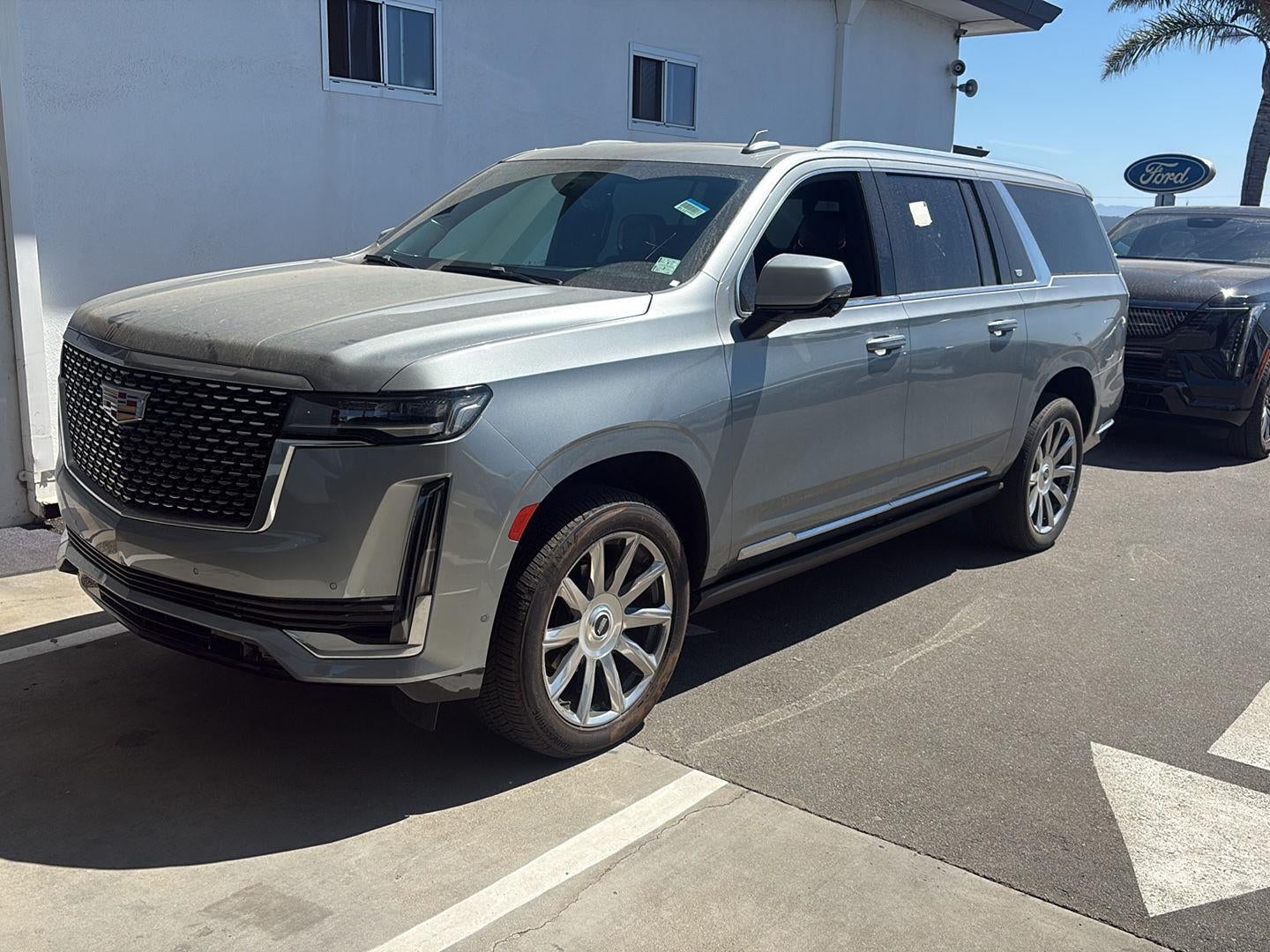 2023 Cadillac Escalade ESV 4WD Premium Luxury Platinum