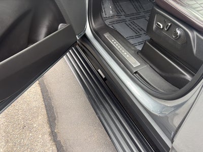 2023 Cadillac Escalade ESV 4WD Premium Luxury Platinum