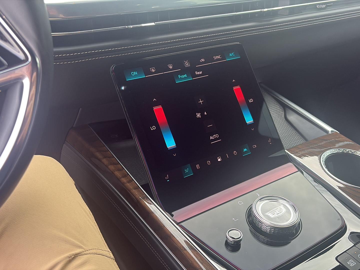 2025 Cadillac Escalade Sport Platinum