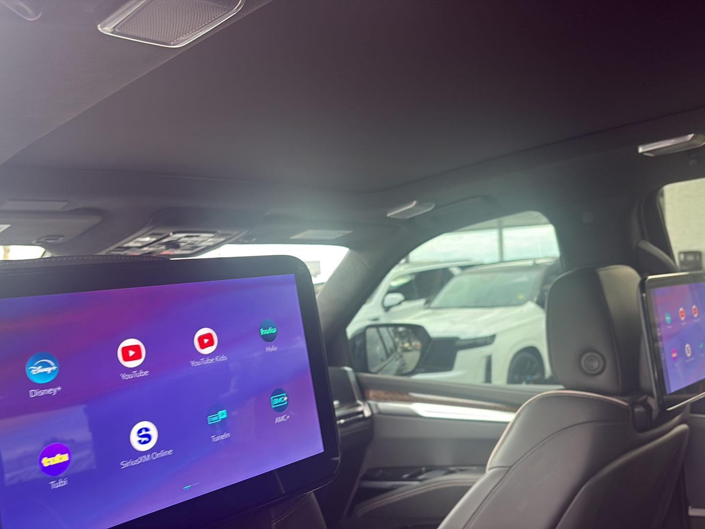 2025 Cadillac Escalade Sport Platinum