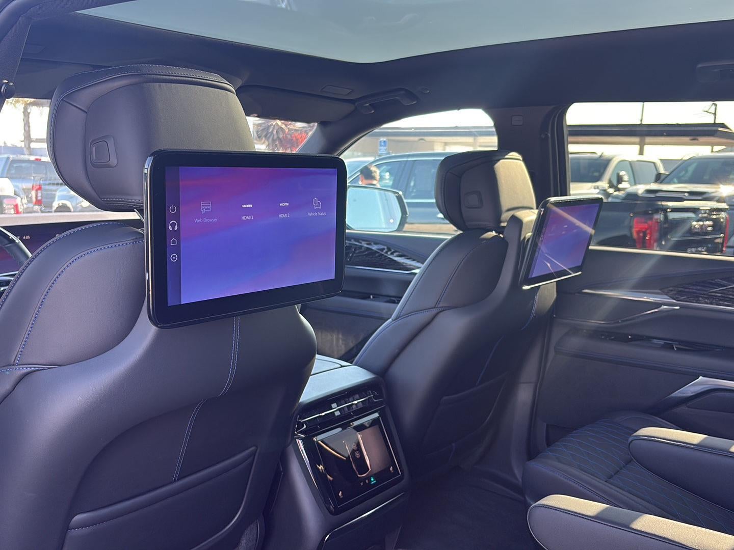 2026 Cadillac ESCALADE IQ Sport