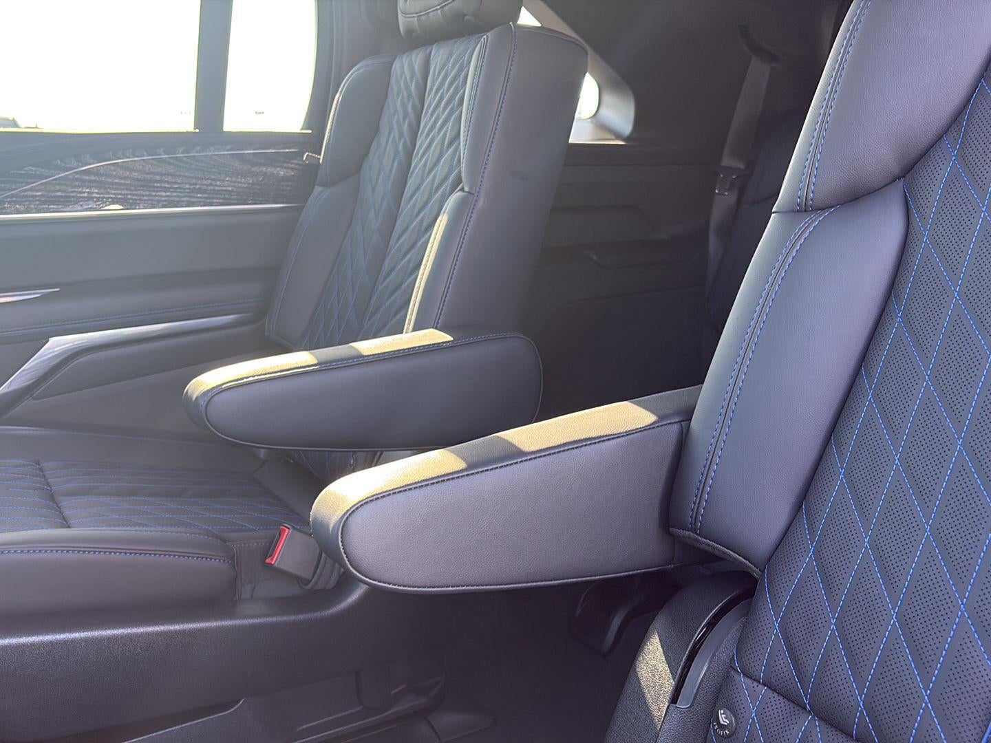 2026 Cadillac ESCALADE IQ Sport