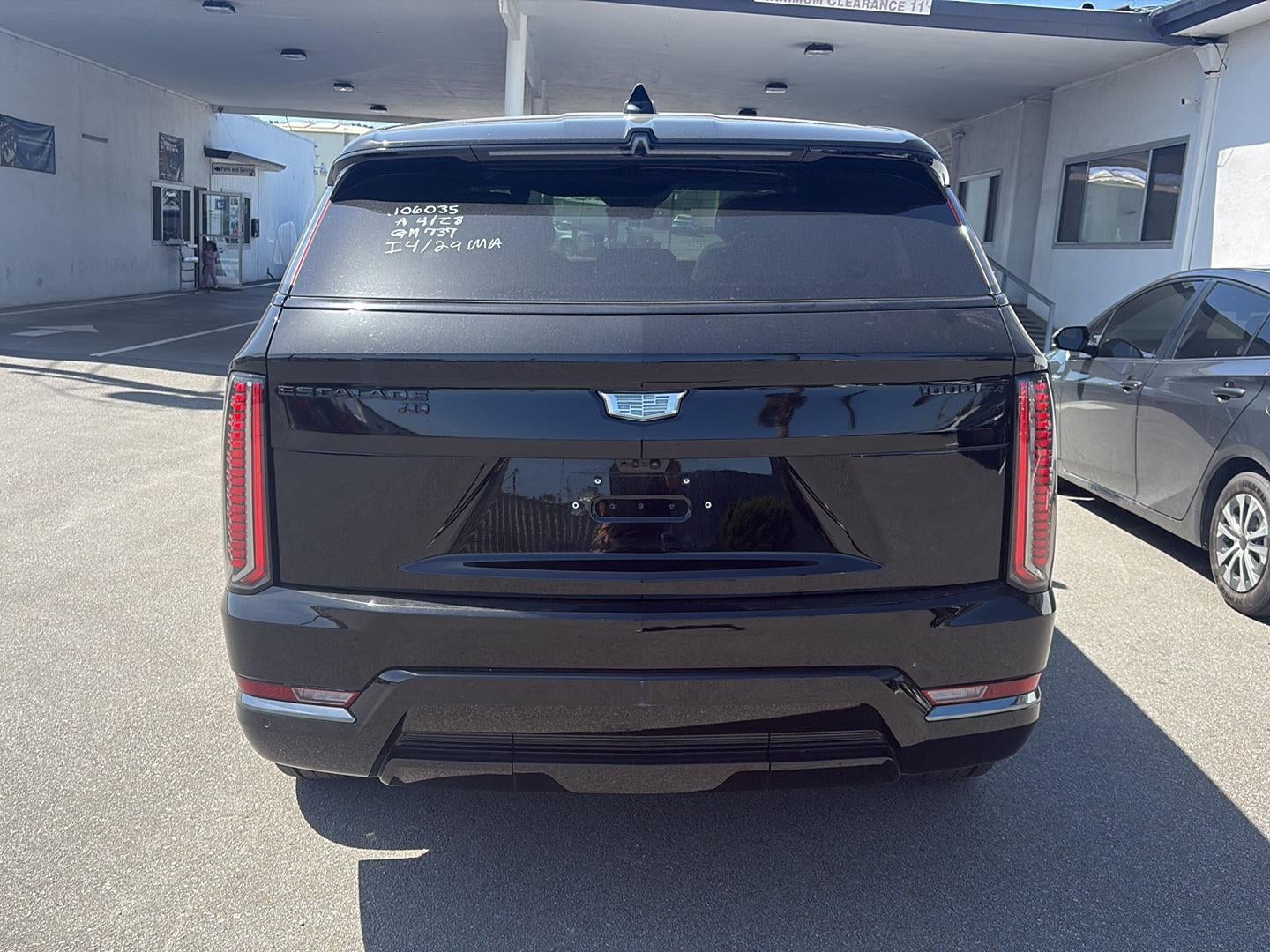 2025 Cadillac ESCALADE IQ Sport 1