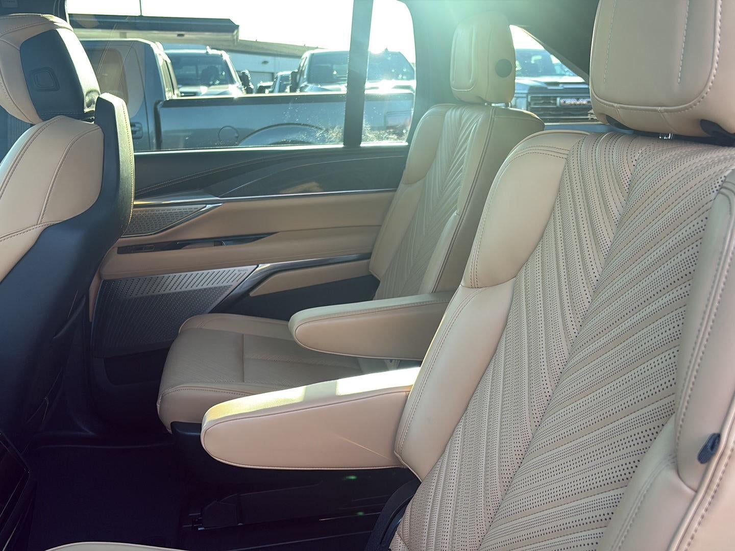 2026 Cadillac ESCALADE IQ Premium Sport