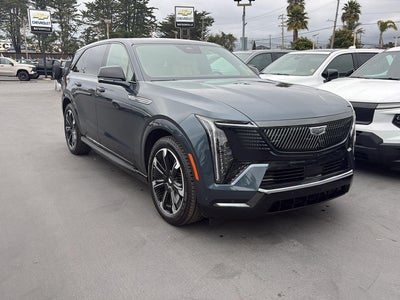 2025 Cadillac ESCALADE IQ Sport 2