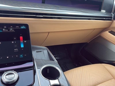 2025 Cadillac ESCALADE IQ Sport 2