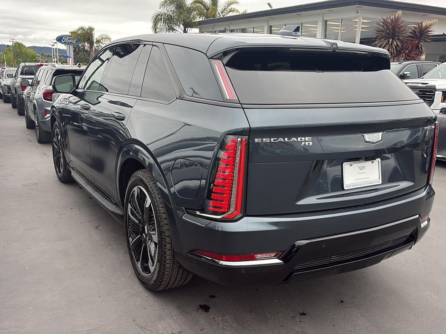 2025 Cadillac ESCALADE IQ Sport 2
