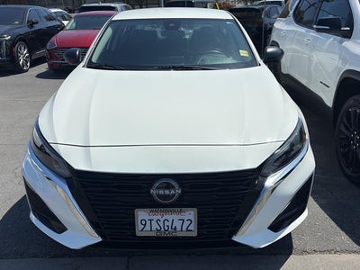 2025 Nissan Altima SV FWD