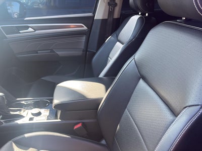 2022 Volkswagen Atlas 3.6L V6 SEL R-Line Black