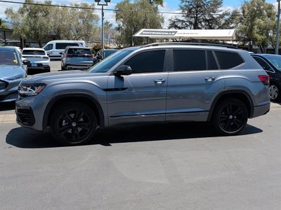 2022 Volkswagen Atlas 3.6L V6 SEL R-Line Black
