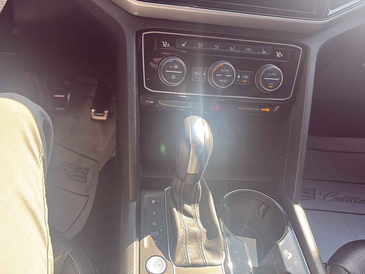2022 Volkswagen Atlas 3.6L V6 SEL R-Line Black