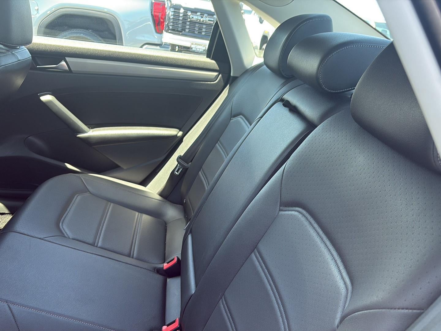 2021 Volkswagen Passat 2.0T SE