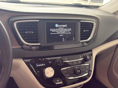 2021 Chrysler Voyager LXI
