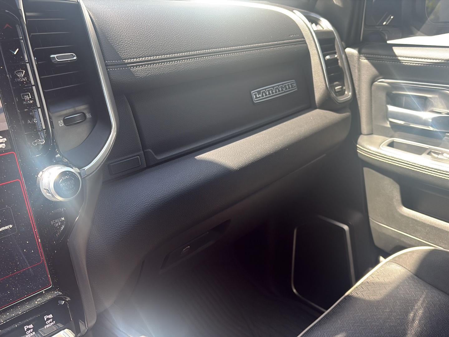 2022 RAM 2500 Laramie Crew Cab 4x4 6'4" Box