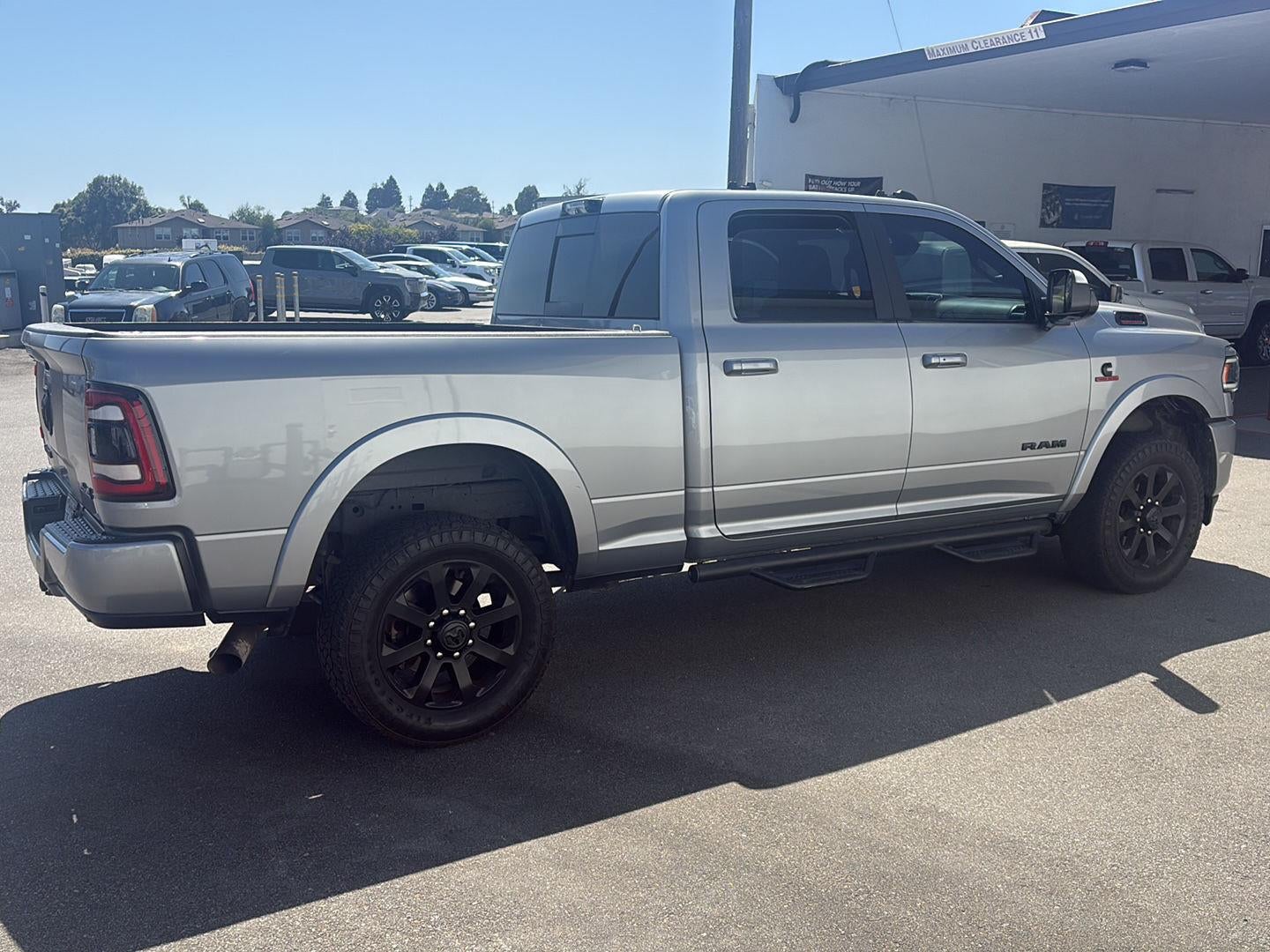 2022 RAM 2500 Laramie Crew Cab 4x4 6'4" Box