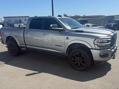 2022 RAM 2500 Laramie Crew Cab 4x4 6'4" Box