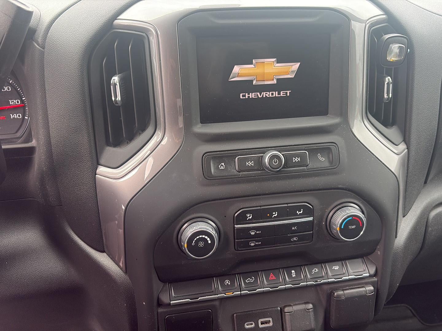 2022 Chevrolet Silverado 1500 LTD Custom