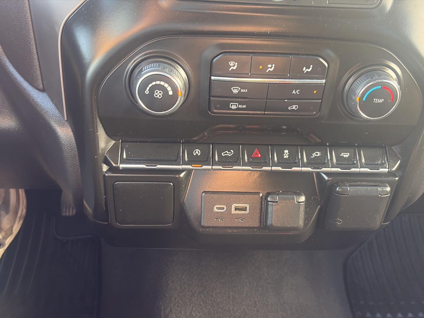 2022 Chevrolet Silverado 1500 LTD Custom