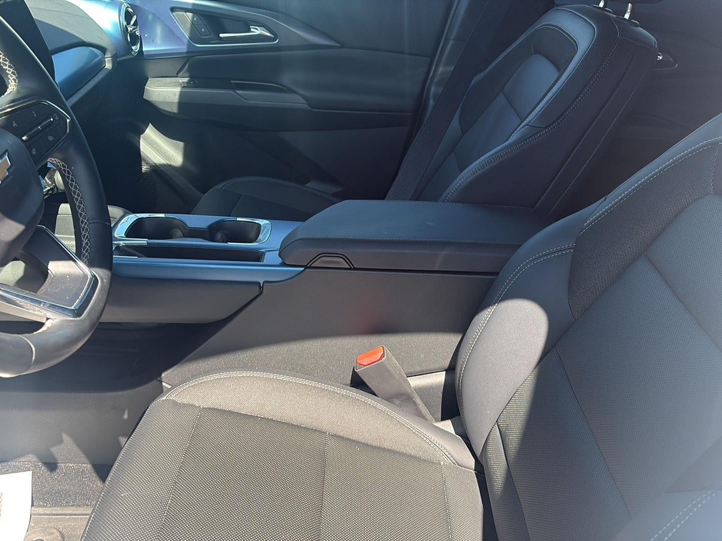 2024 Chevrolet Equinox EV 2LT